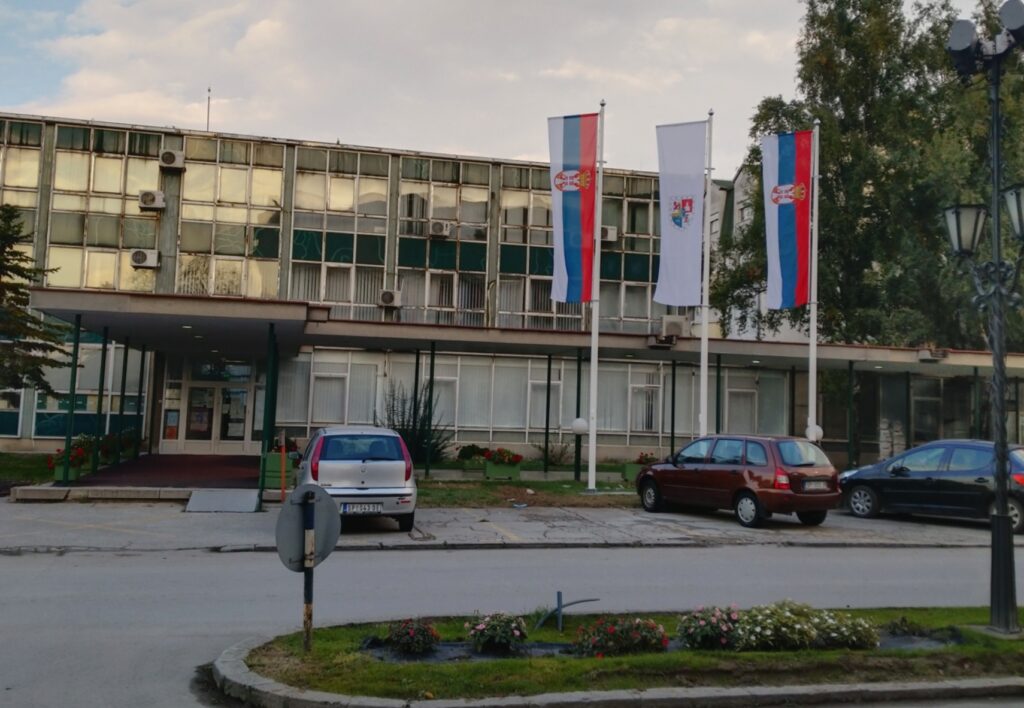 ПОЗИВ ЗА ПОВЛАШЋЕНУ ВОЖЊУ ПАЛАНАЧКИМ ПЕНЗИОНЕРИМА И СТАРИЈИМ ОД 65 ГОДИНА