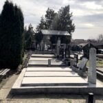 СРБИ ЈЕДУ И ПИЈУ НА ГРОБЉИМА, А РАДЕ И ОВУ ЈЕДНУ СТВАР А НЕ ЗНАЈУ ДА ЈЕ ТО ГРЕХ