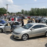 (ВИДЕО) ПОГЛЕДАЈТЕ КАКО ЈЕ ИЗГЛЕДАО ПРВИ АУТО-МОТО СКУП У ПАЛАНЦИ