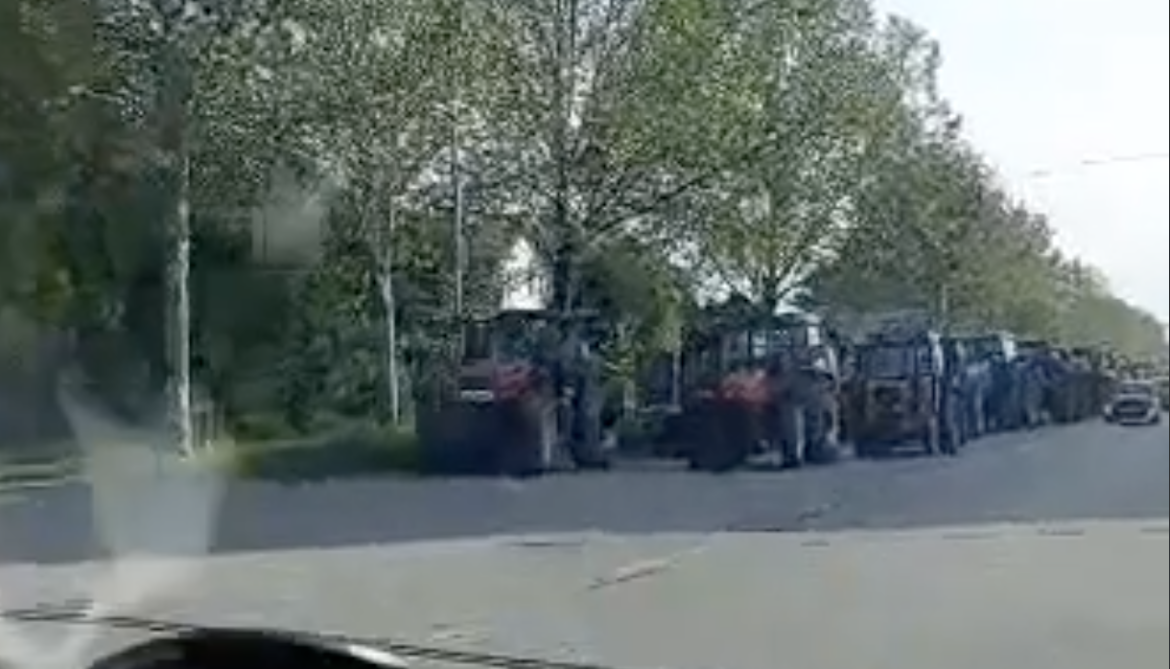 ТРАКТОРИ ПРОТЕСТ