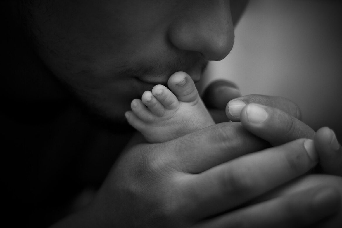 father-6648076_1280