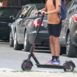 АПЕЛ РОДИТЕЉИМА: Електрични тротинети нису дечја играчка, већ озбиљно превозно средство