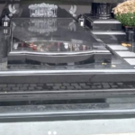 СРБИН ПОДИГАО СПОМЕНИK ПОРЕД БЕТОВЕНОВОГ НА ГРОБЉУ У БЕЧУ И МОРАО ЈЕ ДА БУДЕ ВЕЋИ: Слика изазвала ХАОС на мрежама