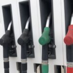 ГОРИВО ПОЈЕФТИНИЛО ПРЕД ПРАЗНИКЕ