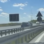 „ДА ЛИ ЈЕ ОН НОРМАЛАН БРЕ?!“ Ово се стварно не виђа сваки дан – Нови снимак несавесне вожње на путевима Србије разбеснео све (ВИДЕО)