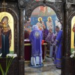 ДА ЛИ СМЕ ДА СЕ ПАЛИ МАШИНА НА ЦРВЕНО СЛОВО? Вечито питање које мучи Србе, а ово је одговор