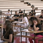 ПОЛАГАЊЕ ПРОБНЕ МАТУРЕ ЗА СЕДАМ ДАНА! Министарство просвете изнело све детаље важног тестирања основаца