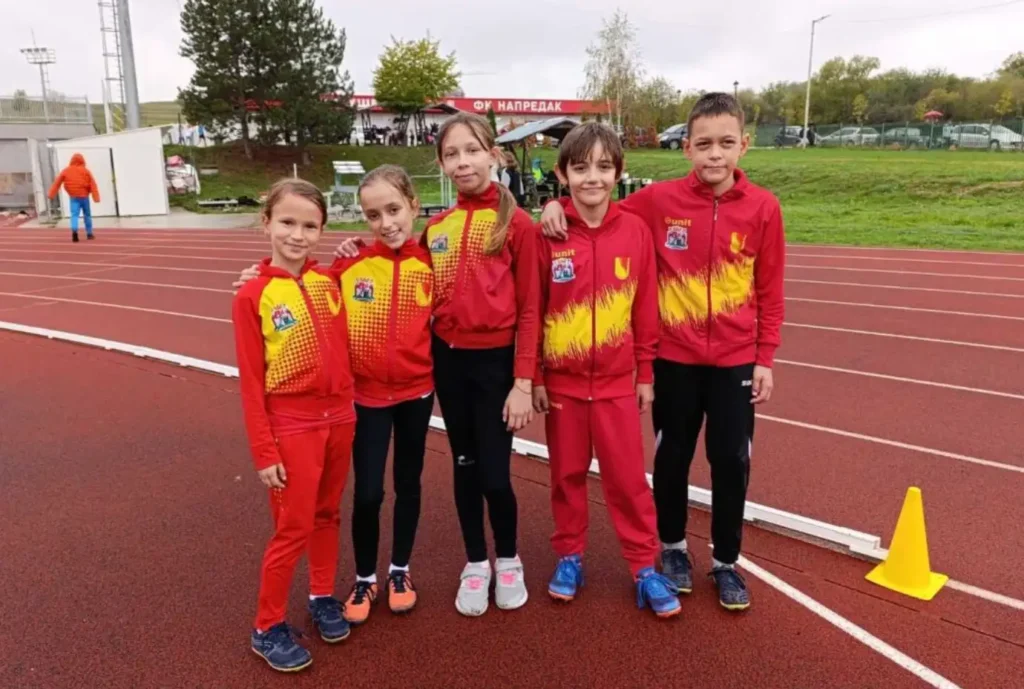 НАЈМЛАЂИ АТЛЕТИЧАРИ ЈАСЕНИЦЕ НА МЕМОРИЈАЛУ ВЕРА НИКОЛИЋ У КРУШЕВЦУ