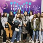 УЧЕНИЦИ ОШ ХРШ ИЗ СМЕДЕРЕВСКЕ ПАЛАНКЕ НА ФЕСТИВАЛУ НАУКЕ: ПУТОВАЊЕ КРОЗ СВЕТ НАУКЕ