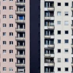 СТАНОВИ И КУЋЕ УПОЛА ЦЕНЕ: АУКЦИЈСКА ПРОДАЈА ШИРОМ СРБИЈЕ