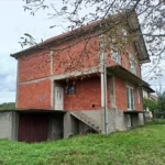 ПРОДАЈЕ СЕ НЕДОВРШЕНА КУЋА У СМЕДЕРЕВСКОЈ ПАЛАНЦИ: Зато је и цена повољна