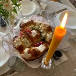 ШТА ЈЕ НАВЕЧЕРЈЕ СЛАВЕ Почетак празника који многи данас заборављају – ево када слава почиње