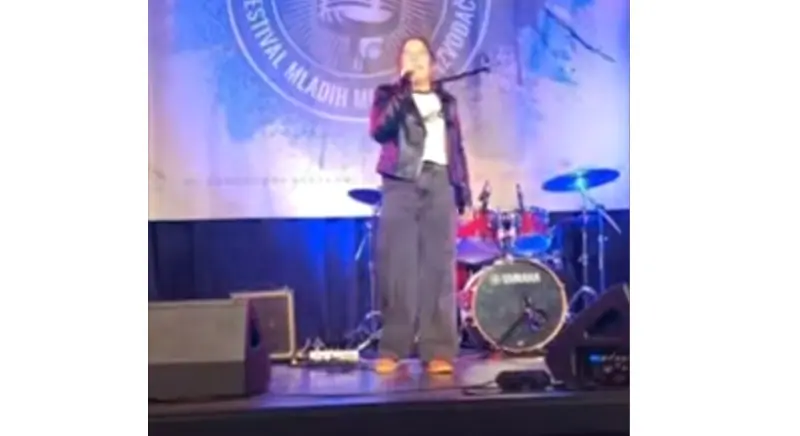 Сребрни глас финала: Ученици ОШ „Херој Радмила Шишковић“ блистали на „Кавер фесту“